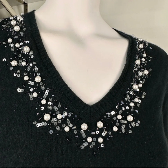 MAG By Magaschoni Beaded Cashmere Sweater in Black Size Small - Picture 6 of 9